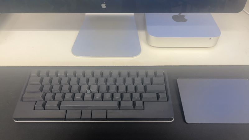 職場のHHKB Studio